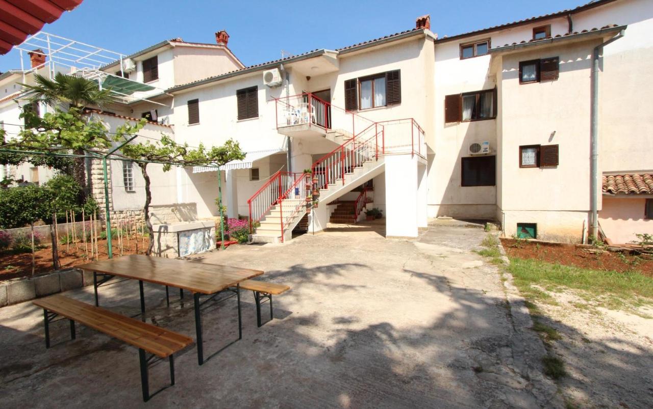 Apartment Gabriel Rovinj Exterior photo